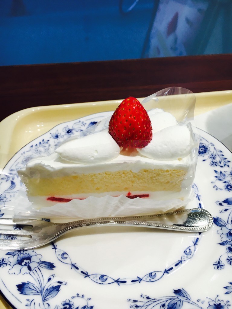 セミロングにはゆるふわパーマを♪( ´▽｀)
