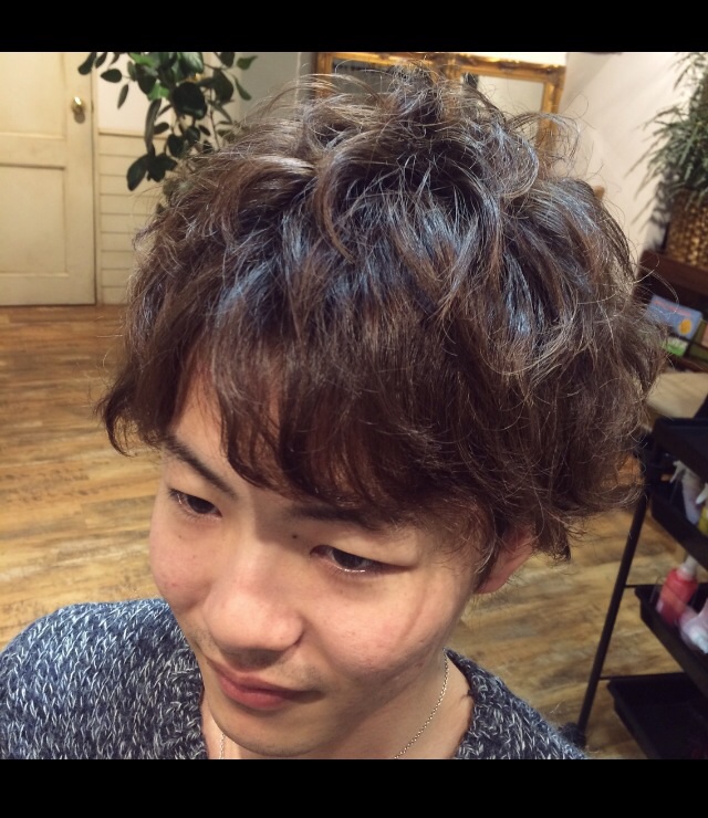 池袋 ローラン 青木 美容師 メンズ パーマ ヘアカタ ショート ピンパーマ