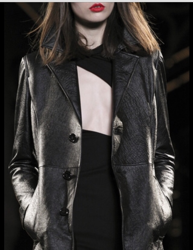 http://www.vogue.co.jp/collection/season/15aw-rtw/page/より引用