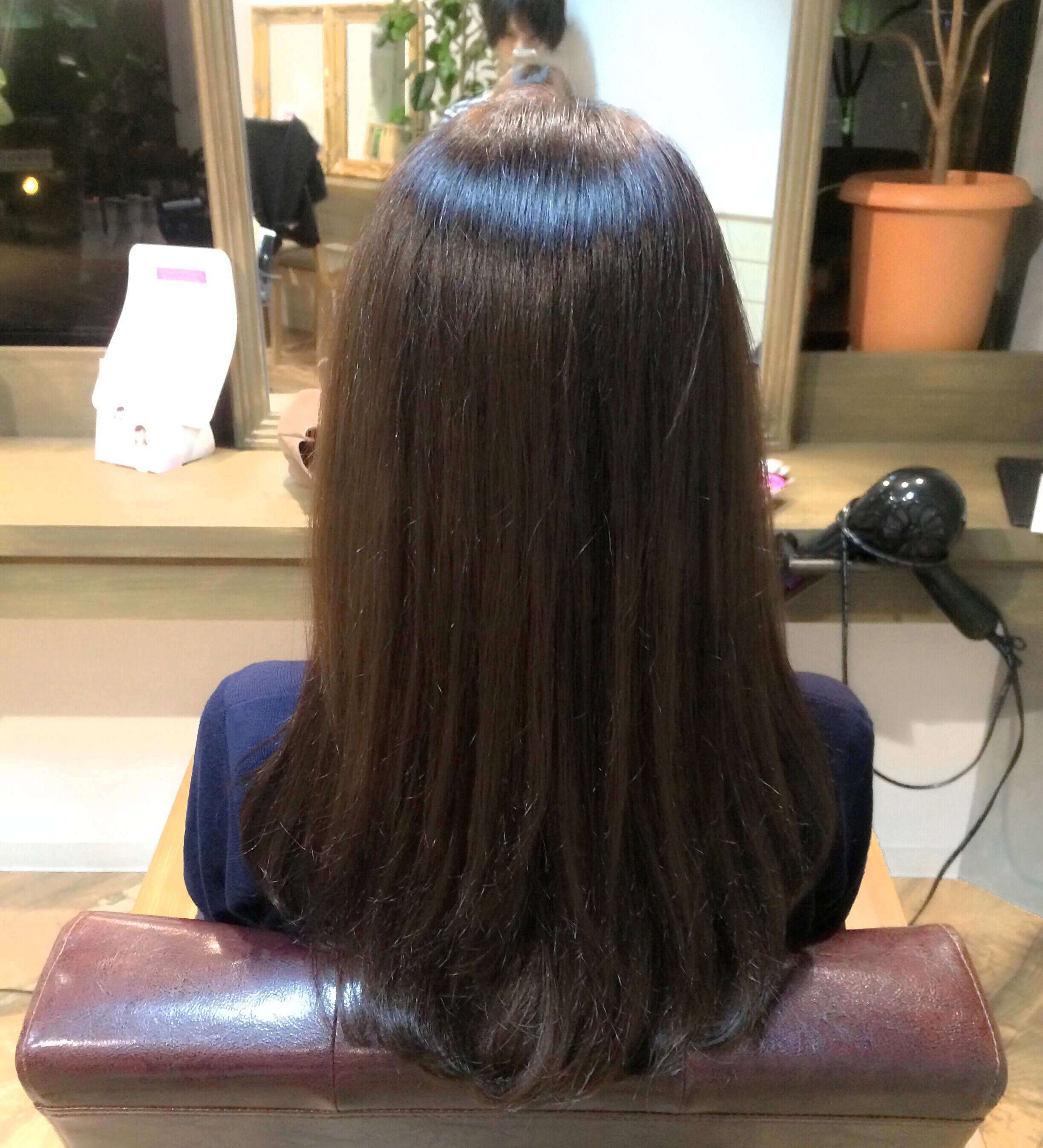オレンジ、赤みが出やすい方でも色持ちの良いベージュ系カラーに。【池袋美容室】