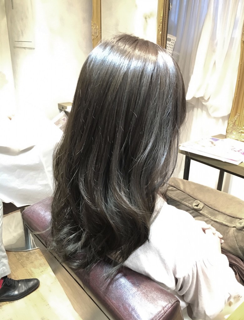 マットアッシュグレージュカラー池袋美容室髪色ヘアカラー
