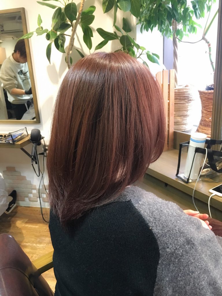 池袋美容室アッシュピンク髪色人気